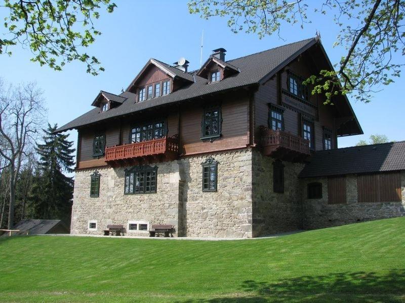 Hotel Svaty Tomas Přední Výtoň Exterior foto