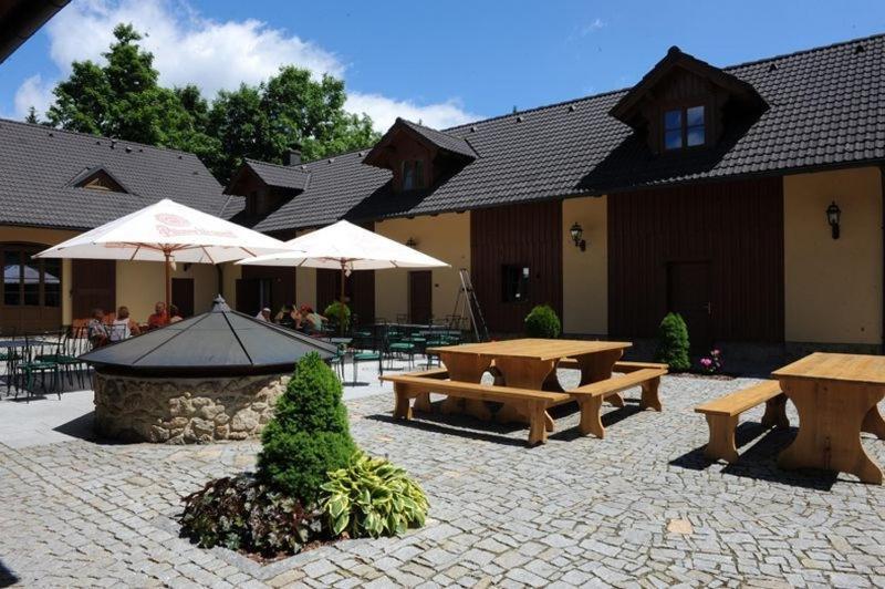 Hotel Svaty Tomas Přední Výtoň Exterior foto